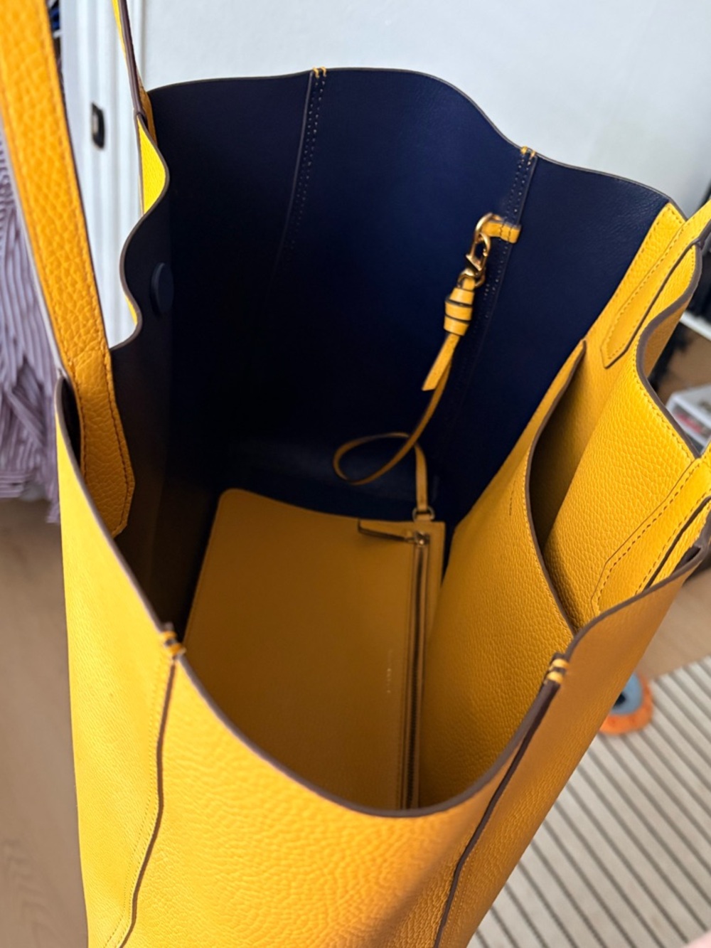 Tory Burch Large Blake Tote - Yellow/Navy - Picture 2 of 8